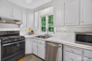 95 Folly Brook Ln, Manchester, CT 06040 - Photo 17