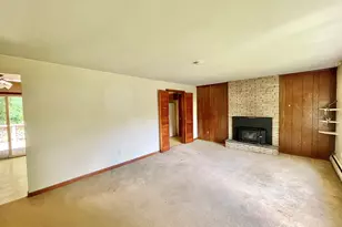 5 Cold Spring Cir, Shelton, CT 06484 - Photo 5