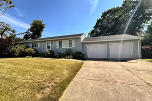 23 Robin Rd, West Haven, CT 06516 - Photo 3
