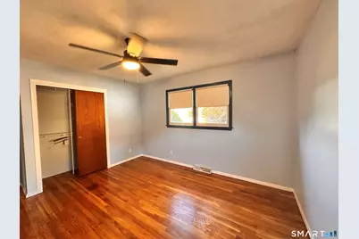 23 Robin Road, West Haven, CT 06516 - Photo 17