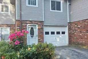 358 Hamilton Ave, Norwich, CT 06360 - Photo 3