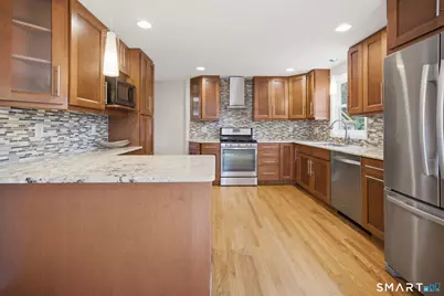 127 Haynes Road, West Hartford, CT 06117 - Photo 11