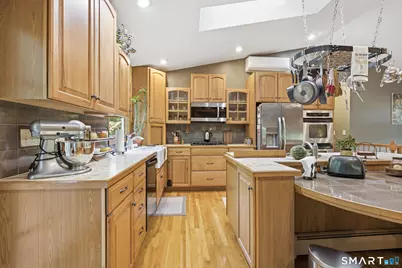 21 Upson Drive, Oxford, CT 06478 - Photo 9