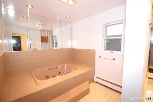 251 Seaside Ave, Stamford, CT 06902 - Photo 13