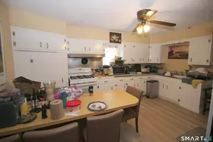 251 Seaside Ave, Stamford, CT 06902 - Photo 21