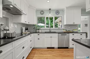 17 Pumpkin Ln, Norwalk, CT 06851 - Photo 13