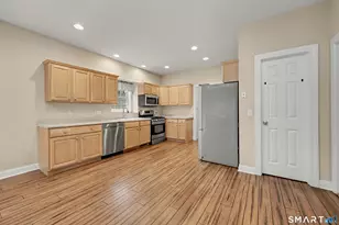 29 Evergreen Terrace, Seymour, CT 06483 - Photo 9
