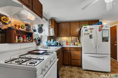 427 Zion Street, Hartford, CT 06106 - Photo 11