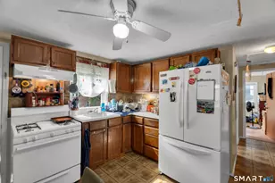 427 Zion St, Hartford, CT 06106 - Photo 5