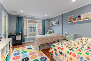 119 Seaside Ave, Stamford, CT 06902 - Photo 15