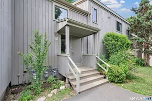 14 Algonquin Ln, Stratford, CT 06614 - Photo 1