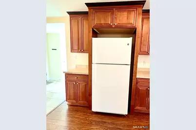 18 West Center Street, Southington, CT 06489 - Photo 9