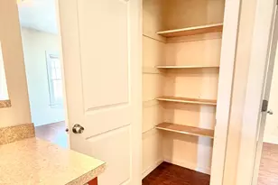 18 W Center St, Southington, CT 06489 - Photo 13