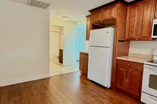 18 W Center St, Southington, CT 06489 - Photo 5