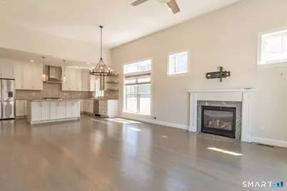 201 Edgewater Circle #B, East Hampton, CT 06424 - Photo 7