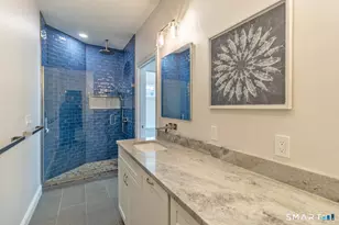 201 Edgewater Cir, East Hampton, CT 06424 - Photo 15