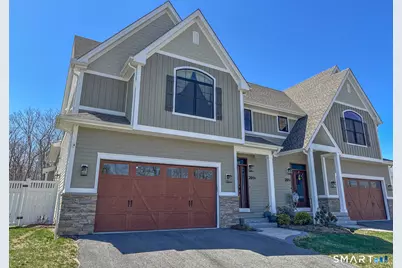 201 Edgewater Circle #B, East Hampton, CT 06424 - Photo 1