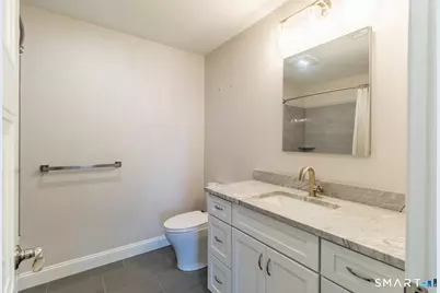 201 Edgewater Circle #B, East Hampton, CT 06424 - Photo 25