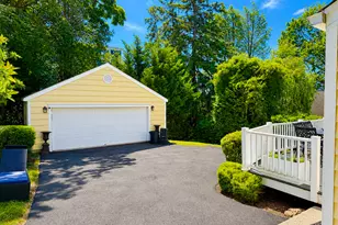 31 Connecticut Ave, Greenwich, CT 06830 - Photo 3