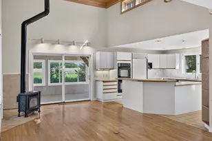 108 Maple Ave, Old Saybrook, CT 06475 - Photo 23