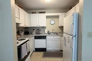 310 Boston Post Rd, Waterford, CT 06385 - Photo 5