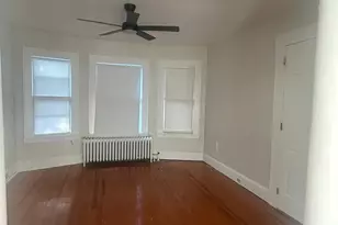24 Monroe St, Bridgeport, CT 06605 - Photo 11