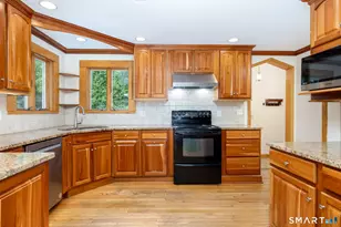 486 North St, Plymouth, CT 06786 - Photo 13