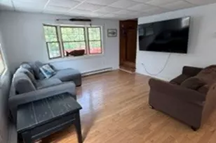 33 Maple St, Stonington, CT 06378 - Photo 9