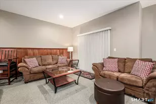 18 Lawrence Ave, Danbury, CT 06810 - Photo 37