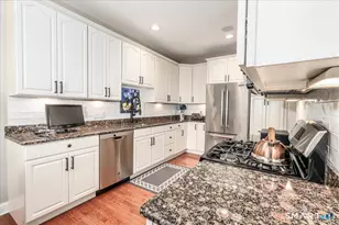 18 Lawrence Ave, Danbury, CT 06810 - Photo 13