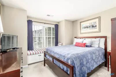 18 Lawrence Avenue #18, Danbury, CT 06810 - Photo 27