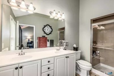 18 Lawrence Avenue #18, Danbury, CT 06810 - Photo 35