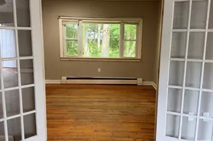 56 Craig Ln, Trumbull, CT 06611 - Photo 3