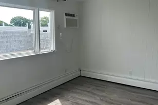 80 Alexander Ave, Bridgeport, CT 06606 - Photo 21