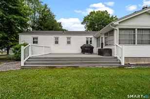 124 Appletree Dr, East Hartford, CT 06118 - Photo 27