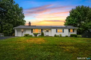 124 Appletree Dr, East Hartford, CT 06118 - Photo 1