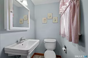124 Appletree Dr, East Hartford, CT 06118 - Photo 21
