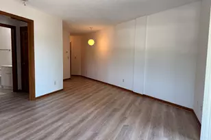1022 Main St, Branford, CT 06405 - Photo 3