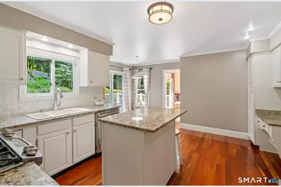 674 Middle Road Turnpike, Woodbury, CT 06798 - Photo 17