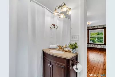 14 Main Street, East Hampton, CT 06424 - Photo 19