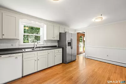 2 Sparkle Street, Enfield, CT 06082 - Photo 7