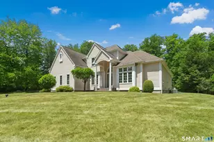 17D Butterfield Rd, Newtown, CT 06470 - Photo 5