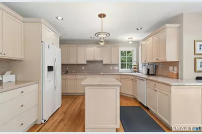 17-D Butterfield Road, Newtown, CT 06470 - Photo 17