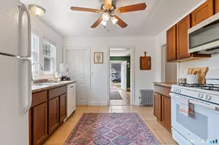 47 Tuttle Pl, East Haven, CT 06512 - Photo 15
