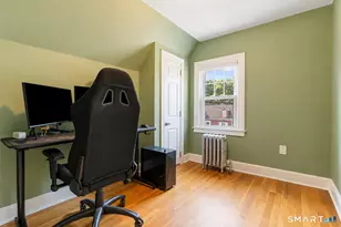 47 Tuttle Pl, East Haven, CT 06512 - Photo 25