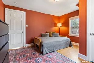 47 Tuttle Pl, East Haven, CT 06512 - Photo 23