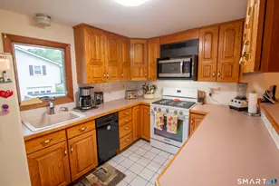 27 Old Colony Rd, North Stonington, CT 06359 - Photo 5