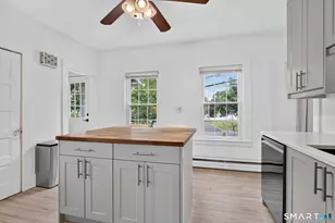 5 Parker St, Manchester, CT 06040 - Photo 11