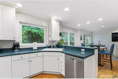 59 Prospect Street #D, Ridgefield, CT 06877 - Photo 9