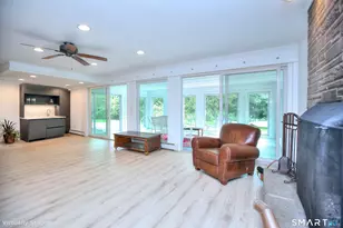 324 Ridge Rd, Orange, CT 06477 - Photo 19